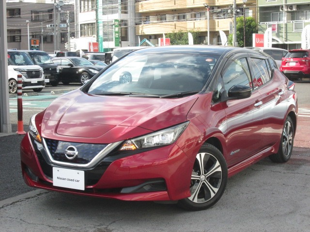 リーフ X 10万台記念車