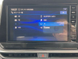 日産純正メモリーナビには、地デジTV、Bluetooth対応など充実した装備となっております♪