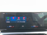 BMW Card (Visa)とBMW Diners Cardの2種類をご用意しております。充実のポイントプログラムや多様なサービスの他にカード契約期間中はBMWエマージェンシー・サービスが24時間365日ご利用いただけます。