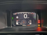 お車の情報を正確に把握できる液晶メーターです。