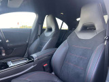 中古車だけではなく、新車も多岐にわたり、正規輸入車販売を行っております。全国選りすぐりの仕入ネットワークの中からあなたにピッタリのお車を探します!