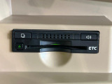 【ETC】高速道路の料金所をストレスなく通過!話題のスポットやサービスエリアに多い「スマートIC」利用時は必須のアイテムです。当店でセットアップを実施、ご納車当日からすぐにご利用いただけます!