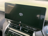 【12.3インチワイドナビ】高級感とインパクトのある大型ワイドナビを装備。各種オーディオ操作はもちろん、横長ワイド画面でのマップ2分割表示など、利便性も高いナビです♪