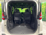 普段のお買い物や通勤、送迎等に十分な荷室スペースを確保しております。セカンドシートを倒すと、大きな荷物の積載も可能です♪
