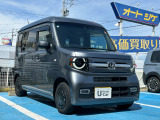 当社の車両には『安心して車選びをしていただくために』お支払い総額を表示しております。税金、自賠責保険料、登録費用、リサイクル料金が含まれており、県内登録及び届出で店頭納車の場合になります。