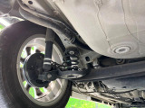 お車を安心してお乗りいただく為には、足回りの定期点検が欠かせません。サービスサポート(有償保証)では無料点検もご提供しており、安心のカーライフをお過ごしいただけるサポート体制が整っています。