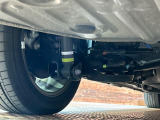 お車を安心してお乗りいただく為には、足回りの定期点検が欠かせません。サービスサポート(有償保証)では無料点検もご提供しており、安心のカーライフをお過ごしいただけるサポート体制が整っています。