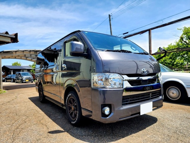 トヨタ ハイエースバン 