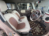 ◆LIBERALAは、輸入車選びの新たなスタイルを提案するインポート・セレクト・ブランドです。オーナー様となる方がクルマから直接感じる感性を第一にした、最良の一台との出会いをコーディネートいたします。