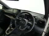 【運転席】運転席周りの画像です。プロの手で隅々までクリーニングしています。ご来店いただき実際に見てみてくださいね☆