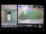 アラウンドビューモニターで車庫入れも空から見ている様に駐車できラクラクです。