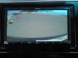 バックカメラ装備しております。駐車時に大変役に立ちますよ。駐車が苦手な方にも便利機能です。