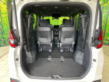 普段のお買い物や通勤、送迎等に十分な荷室スペースを確保しております。セカンドシートを倒すと、大きな荷物の積載も可能です♪