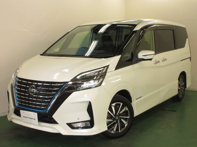 セレナ 1.2 e-POWER ハイウェイスターV 