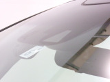 ホンダセンシング搭載。誤発進抑制機能・路外逸脱抑制機能・歩行者事故低減ステアリング・車線維持支援システム・先進車発進お知らせ機能など多彩な先進安全機能でより安全で快適なドライブを支援します。