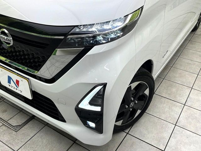 日産 ルークス ハイウェイスターX の中古車詳細 (14,450km, ホワイト