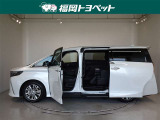 両側パワースライドドア付きだから、狭い駐車スペースなどでの 乗り降りラクラク!小さなお子さまのいるご家庭には嬉しい装備。