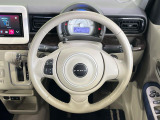 【純正革巻きステアリング】上質な革を使用することで、手にしっかり馴染みとても運転しやすいハンドルです♪