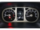 マルチインフォメーションディスプレイ付きのメーターです!エコ運転へ導く多彩な情報を表示してくれます。