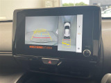 【 全方位カメラ 】上から見下ろしたように駐車が可能です。安心して縦列駐車も可能です♪