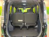 普段のお買い物や通勤、送迎等に十分な荷室スペースを確保しております。セカンドシートを倒すと、大きな荷物の積載も可能です♪