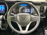 【純正革巻きステアリング】上質な革を使用することで、手にしっかり馴染みとても運転しやすいハンドルです♪
