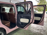 乗り降りもしやすいお車になります★