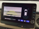 バックカメラも装備しております。車庫入れの苦手なお客様も安心!重宝してくれます!