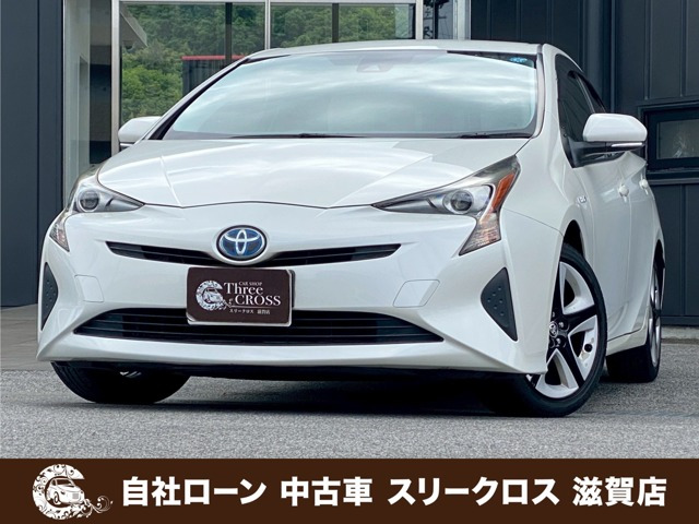 トヨタ プリウス 