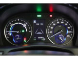 マルチインフォメーションディスプレイ付きのメーターです!エコ運転へ導く多彩な情報を表示してくれます。