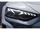 e-tron GT クワトロ 4WD 