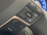 【レーダークルーズコントロール】高速道路での長距離走行が楽に!!自動で速度を保つクルーズコントロールが、衝突軽減システムと連携し、前方の車両を感知して車間を保つように速度調節してくれます!!