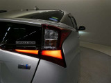 LEDテールライトです。省電力、高輝度のLEDは明るく照らすので夜間運転時の視認性を高めます。スタイリッシュな見た目で細かいところもこだわりたいあなたに!