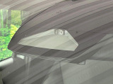 【トヨタセーフティセンス】走行中に前方の車両等を認識し、衝突しそうな時は警報とブレーキで衝突回避と被害軽減をアシスト。より安全にドライブをお楽しみいただけます。