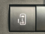 【パワースライドドア】スマートキーや運転席のスイッチでスライドドアの開閉が可能♪電動だから力を入れてドアを開ける必要が無く、小さいお子様でも、重い荷物を持っている時もラクに開け閉めできます♪