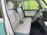 運転席シート廻りは使用感も少なく、良好な状態となっています。丁寧に使われていたことがよくわかりますね。