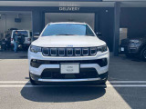 セブンスロットグリルはJeepの伝統です!!