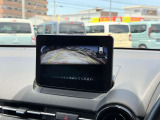バックモニターもついているので、バック駐車も安心です♪