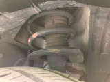 お車を安心してお乗りいただく為には、足回りの定期点検が欠かせません。サービスサポート(有償保証)では無料点検もご提供しており、安心のカーライフをお過ごしいただけるサポート体制が整っています。