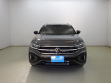 VWは小さな車も、大きな車も、平等です。クラスによって品質や安全性に差を付けない。ボディ剛性と精度、重厚なドアの音はどの車種も共通です。是非一度体感してみて下さい。