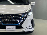 【LEDヘッドランプ】ハロゲンヘッドランプの約2倍の明るさ!夜の運転も安心です!