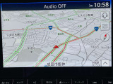 見やすい純正ナビ、操作もスムーズです。TVも高画質、音楽も高音質で楽しめます。楽しいドライブを!