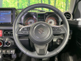 【純正革巻きステアリング】上質な革を使用することで、手にしっかり馴染みとても運転しやすいハンドルです♪