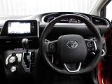 運転席に座ると☆こんな感じです♪