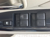 【パワーウインドウ】運転席のスイッチで、各席の窓ガラスの開閉ができます!あると便利ですよね!