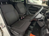 4WD!純正スマホ連携ナビ!DTV!Bカメラ!BT対応!レーダーブレーキS!スマートキー!Pスタート!シート・ミラーヒーター!オートAC!HID!ウィンカーミラー!15AW!