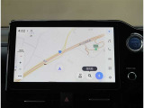 【ディスプレイオーディオ】純正ディスプレイオーディオが付いています。BluetoothオーディオやUSB接続などの音楽機能がご利用頂けます。