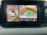 アラウンドビューモニター:空から見下ろしているような視点でスムーズな駐車と安全確認ができ安心して運転出来ます。