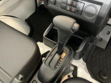 安全・安心な走行のために、納車前には再度、ダイハツのクルマを知り尽くしたエキスパートが基本性能に関わる機能や状態を徹底的に点検しております!