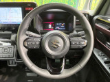 【ステアリングスイッチ】運転中、前方から目線をそらすことなく、オーディオ等の操作が可能な便利機能!安心&快適なドライブを演出してくれます♪